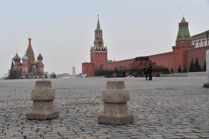 Москва.   Сотрудники полиции на Красной площади.