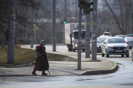 Екатеринбург. Горожане во время режима самоизоляции, введеного из-за распространения коронавирусной инфекции COVID-19