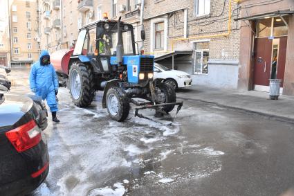 Москва.   Мойка улиц.