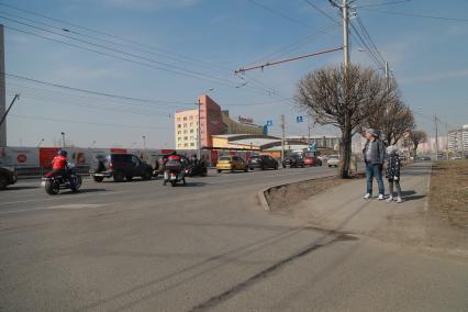 Красноярск. Байкерские клубы города присоединились к волонтерскому движению в период эпидемии коронавирусной инфекции.