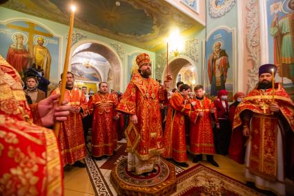 Челябинск. Во время Пасхального богослужения.