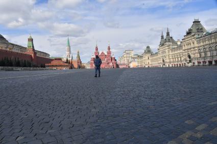 Москва. Вид на пустую Красную площадь.