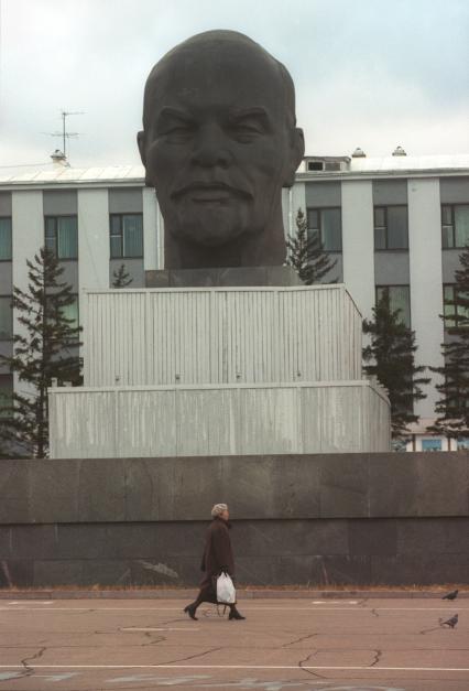 Москва. Самый большой бюст Ленина в мире находится в Улан-Уде.