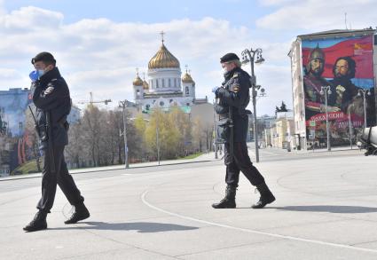 Москва. Сотрудники полиции.