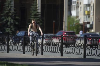 Екатеринбург. Горожане во время режима самоизоляции, введеного для нераспространения новой коронавирусной инфекции COVID-19