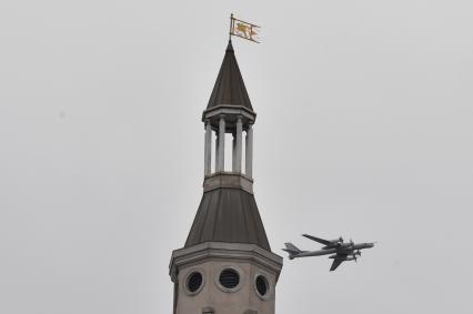 Москва. Во время воздушного парада Победы в Москве.