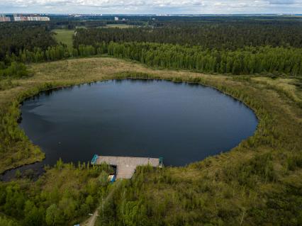 Московская область.  Вид сверху на озеро Бабошкино Балашихинского района.