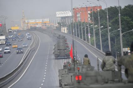 Москва. Военная техника перед репетицией парада на Красной площади, посвященного 75-й годовщине Победы в Великой Отечественной войне.