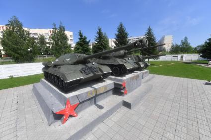 Московская область, Наро-Фоминск. Памятник `Героям-танкистам` у КПП Кантемировской танковой дивизии.