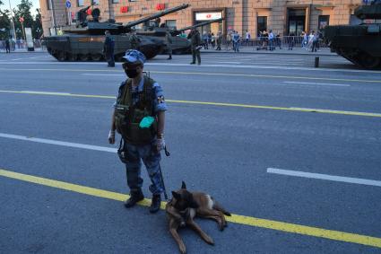 Москва. Перед репетицией парада на Красной площади, посвященного 75-й годовщине Победы в Великой Отечественной войне.