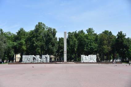 Московская область, Подольск. Архитектурно-скульптурный ансамбль на Площади Воинской Славы.