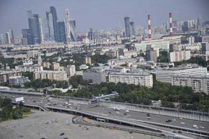 Москва.   Вид на Московский международный деловой центр `Москва-Сити`.