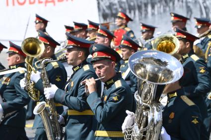 Москва.  Сводный военный оркестр во время военного парада в ознаменование 75-летия Победы в Великой Отечественной войне 1941-1945 годов на Красной площади.