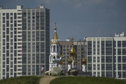 Екатеринбург. Новый жилой район \'Академический\'. Скульптура \'Северный олень\' в преображенском парке