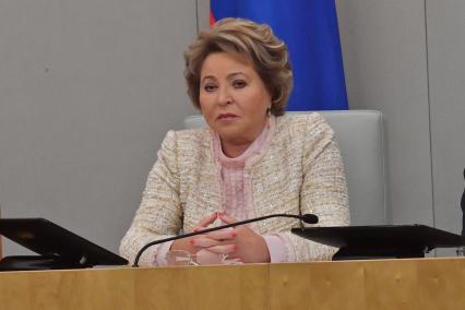 Москва. Спикер Совета Федерации РФ Валентина Матвиенко на пленарном заседании Государственной думы РФ.