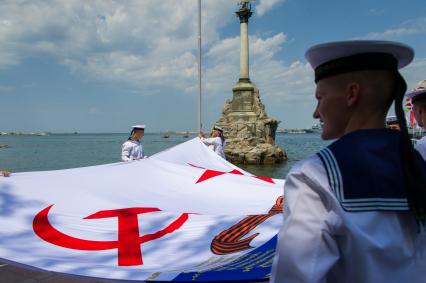 Севастополь. Во время военно-морского парада в честь Дня Военно-морского флота.