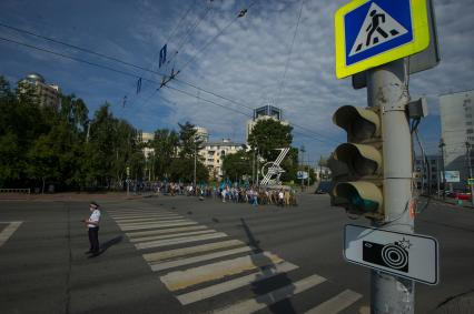 Екатеринбург. Шествие десантников и ветеранов воздушно-десантных войск во время празднования дня ВДВ