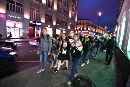 Москва. Участники пикета в поддержку активистов оппозиции в Белоруссии и задержанных в Минске российских журналистов у посольства Белоруссии.