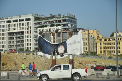 Ливан, Бейрут.  Вид городских улиц  после взрыва в районе порта.