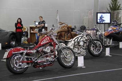 МВЦ КРОКУС ЭКСПО. Выставка индустрии роскоши TOP LINE. 2010. На снимке: мотоциклы Harley-Davidson