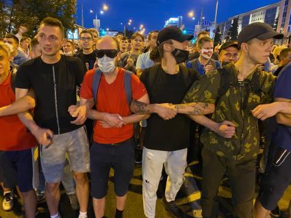 Белоруссия. Минск. Акция протеста в Минске после президентских выборов.