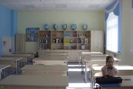 Екатеринбург. Учебный класс по географии в среднеобразовательной школе, открытой после реконструкции