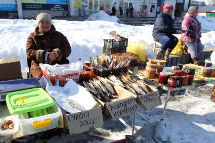 Иркутская область. г.Байкальск. Торговля рыбой.