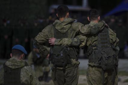 Екатеринбург. Свердловский танковый полигон. Празднование дня танкиста. Показательное выступление бойцов спецназа ВДВ