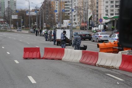 Москва. Новая коронавирусная инфекция COVID-19. 2020. На снимке: пункты проверки пропусков при въезде в Москву