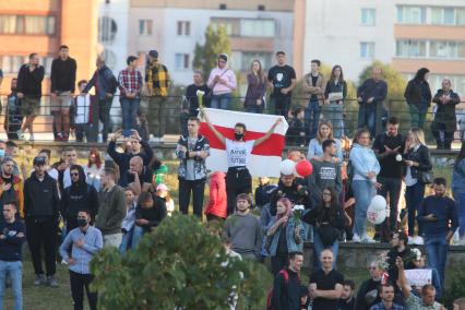 Минск. Акция в поддержку задержанных и пострадавших во время протестов. Со дня выборов президента Белоруссии 9 августа в стране прошли митинги несогласных с результатами голосования.