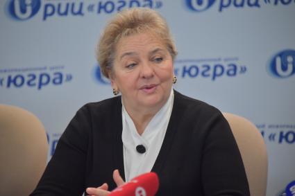 Ханты-Мансийск. Вице-президент Мария Зверева во время пресс-конференции с организаторами XVIII Международного фестиваля кинематографических дебютов `Дух огня`.