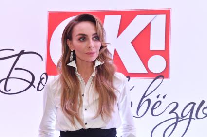 Москва. Актриса Екатерина Варнава на церемонии вручения премии журнала OK! Awards `Больше чем звезды`.