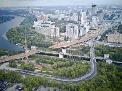 Москва. Строительство Карамышевского моста в районе Хорошево-Мневники.