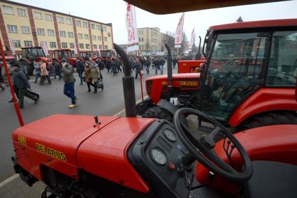 Белоруссия. Минск. Выставка тракторов, которые выпускаются на Минском тракторном заводе.