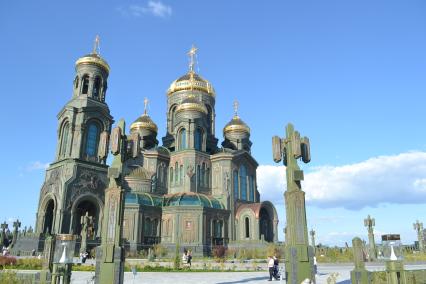 Московская область, Кубинка. Храм Воскресения Христова - Главный храм Вооруженных сил РФ в парке `Патриот`.