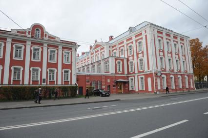 Санкт-Петербург. Здание Санкт-Петербургского государственного университета (СПбГУ), где преподавал доцент Олег Соколов, подозреваемый в убийстве своей аспирантки Анастасии Ещенко.