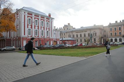 Санкт-Петербург. Здание Санкт-Петербургского государственного университета (СПбГУ), где преподавал доцент Олег Соколов, подозреваемый в убийстве своей аспирантки Анастасии Ещенко.