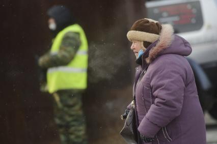 Екатеринбург. Горожане в защитных масках во время эпидемии новой коронавирусной инфекции COVID-19