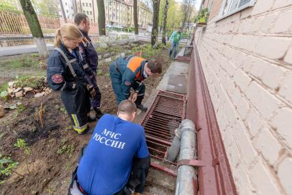 Москва. Сотрудники отряда `СпасРезерва`  прибыли на вызов.