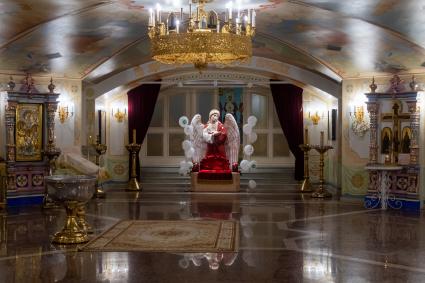 Ижевск. Внутреннее убранство собора Михаила Архангела.
