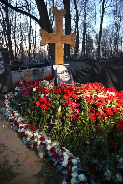 Московский драматический театр под руководством Армена Джигарханяна. Прощание с актером, режиссером Арменом Джигарханяном. 2020