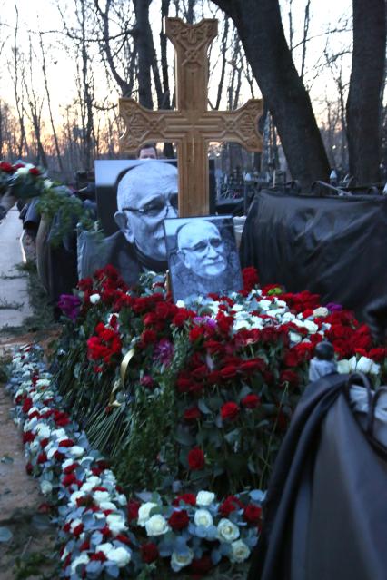 Московский драматический театр под руководством Армена Джигарханяна. Прощание с актером, режиссером Арменом Джигарханяном. 2020