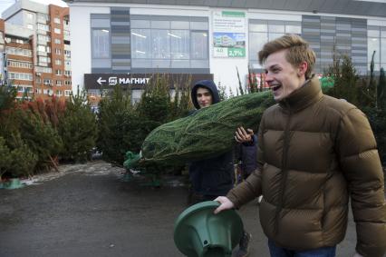 Екатеринбург. Елочный базар на одной из центральных улиц города