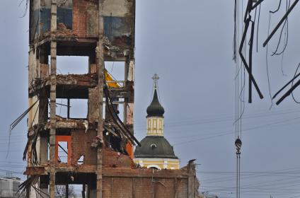 Москва.  Реконструкция здания спорткомплекса `Олимпийский`.