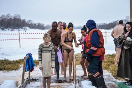 Новосибирск. Крещенские купания.