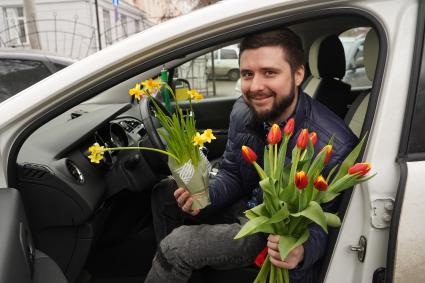 Самара. Работа курьера по доставке цветов.