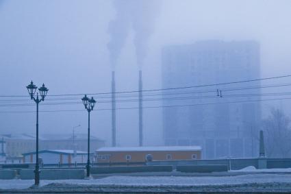 Барнаул. Во время сильных морозов на одной из улиц города.