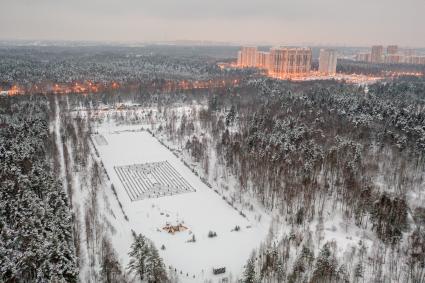 Москва. Лабиринт в парке Лосиный остров.