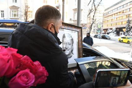 Москва. У Дома кино во время церемонии прощания с художественным руководителем `Ералаша` Борисом Грачевским.