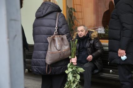 Московский художественный театр имени Чехова. Прощание с актером Валерием Хлевинским. 2021. На снимке: актер Сергей Сосновский